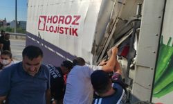 Feci Kaza! Kamyon TIR’la Çarpıştı: 1 Ölü, 1 Yaralı