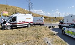 Çorum'da Ambulans İle Pikabın Çarpışması Sonucu 5 Kişi Yaralandı
