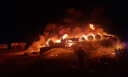 Yanan TIR’dan Canını Zor Kurtardı