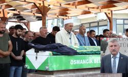 Sevenlerinin Omuzunda Son Yolculuğuna Uğurlandı