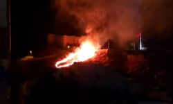 Evlere Yaklaşan Yangın Yürekleri Ağıza Getirdi