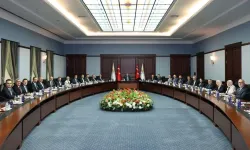 Erdoğan’dan 81 İl Teşkilatına “Sahaya İnin Talimatı”