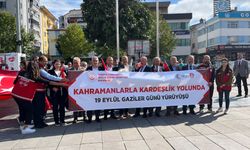 Kahramanlarla Omuz Omuza