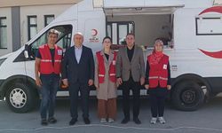 Kızılay Kayıt Yaptıran Öğrencileri Yalnız Bırakmadı