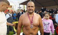 Başpehlivan Mehmet Yeşil oldu