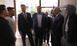 Bakan Bayraktar Çorum’da Esnaf Ve Vatandaşlarla Buluştu