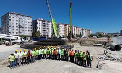 Ahlatcı’dan Kavşak İncelemesi! Yıl Sonu İçin Tarih Verdi