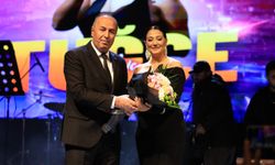 Alacafest’te Müzik Şöleni! Samet Durukan Ve Tuğçe Kılıç Sahne Aldı