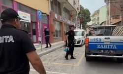 Zabıta Yol Ve Kaldırımları İşgal Eden Malzemeleri Topladı