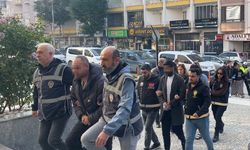 Sanayi ve inşaatlardan hırsızlık yaptıkları iddiasıyla 12 kişi adliyeye sevk edildi