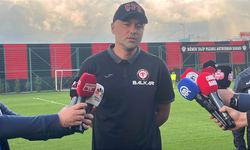 Teknik Direktör Burak Yılmaz: “Ben bir hocayım, sahada babamı tanımam”