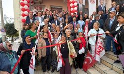 Yeni Parti Mecitözü İlçe Başkanlığı’nın yeni hizmet binası açıldı