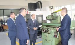 Kaymakam Polat, liseleri ziyaret etti