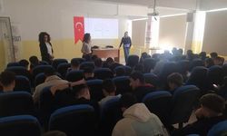 İŞKUR Geleceğim Meslekte Projesi kapsamında öğrencilerle buluştu
