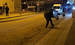 Çorum’da maskeli saldırgan iş yerine kurşun yağdırdı