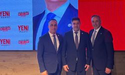 YENİ Parti’den Cumhuriyet yürüyüşü