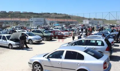 Bayram Öncesi İkinci El Araçta Rekor Talep! Fiyatlar Cep Yakıyor