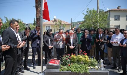 Şehit Öğretmen Şenay Aybüke Yalçın, Vefatının 8. Yılında Çorum'daki Kabri Başında Anıldı