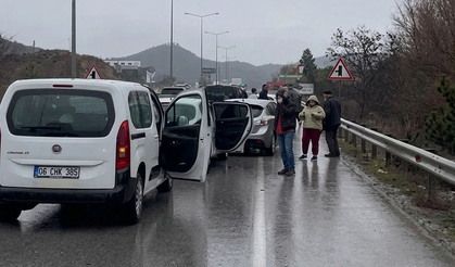 6 Araç Birbirine Girdi! Samsun Yolunda Zincirleme Kaza
