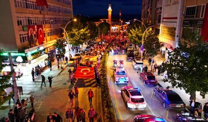 Çorum’da 19 Mayıs Coşkusu Fener Alayıyla Taçlandı