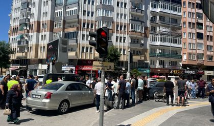 Zincirleme Kaza! Kırmızı Işık İhlali Pahalıya Patladı