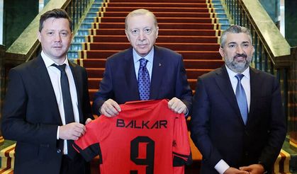 Çorum FK’dan Cumhurbaşkanı Erdoğan’a 9 Numaralı Forma
