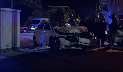 Çorum’da otomobil park halindeki araçlara çarptı: 3 yaralı
