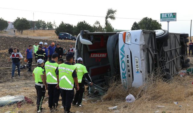 Merzifon’da Yolcu Otobüsü Devrildi: 6 Ölü, 35 Yaralı