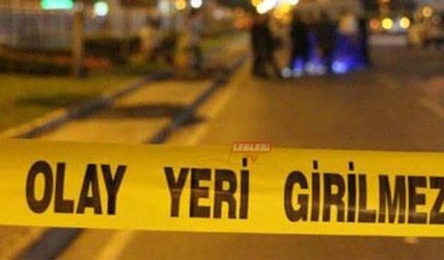 Üç İşyerini Kurşunladılar, Emniyetten Kaçamadılar