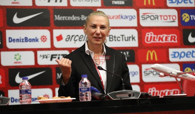 Teknik Direktör Kıragası: "Bugün Kadın Futbolu Adına Bir Tarih Yazıldı"