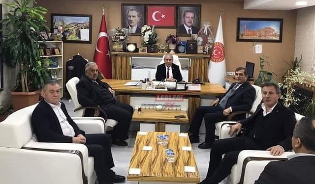 Başkanlardan Mehmet Bektaş’a Nezaket Ziyareti