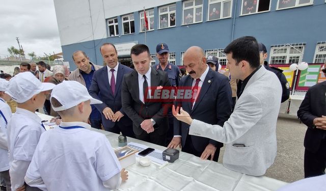 Ortaköy'de TÜBİTAK Bilim Fuarı Açıldı