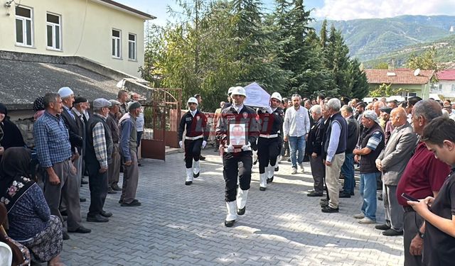 Vefat Eden Polis Memuru Son Yolculuğuna Uğurlandı