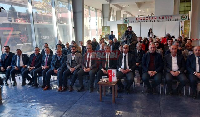 CHP’li Yöneticiler, Ceviz Fuarında Üreticileri Dinledi