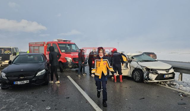 Çorum’da Zincirleme Kaza: 10 Yaralı