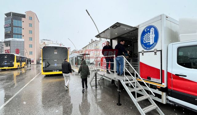 Belediyeden Vatandaşın İçini Isıtan İkram