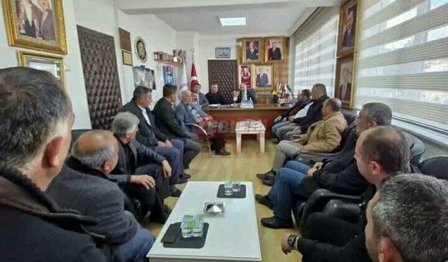 Başkan İsbir, Köy Muhtarları ile Bir Araya Geldi