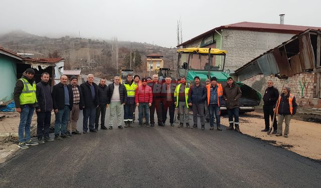 Bayat Sıcak Asfaltla Buluştu