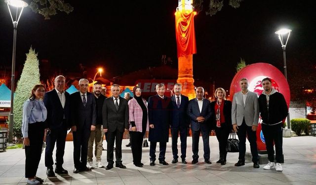Davutoğlu Sahuru Çorum’da Yaptı