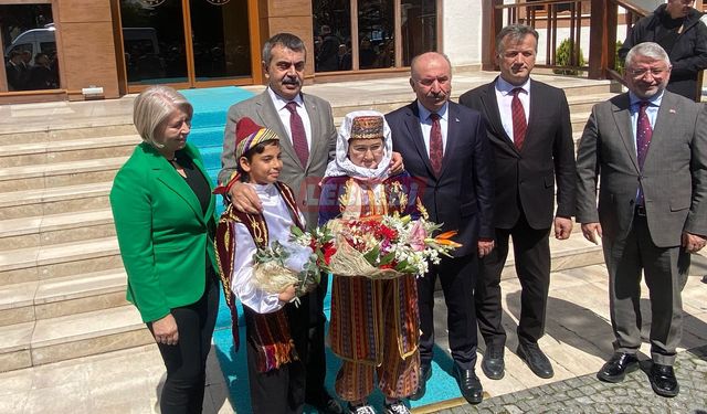 Milli Eğitim Bakanı Yusuf Tekin’den Vali Çalgan’a Ziyaret