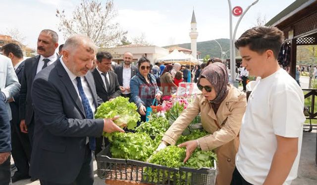 Başkan Gelgör Kermes Gezdi