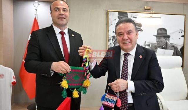 Başkan Öncül, Antalya Büyükşehir Belediye Başkanı Muhittin Böcek’i ziyaret etti
