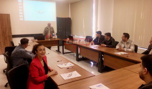 ÇOK-İŞ, İş Arayanlarla İşverenler Arasında Köprü Olmaya Devam Ediyor