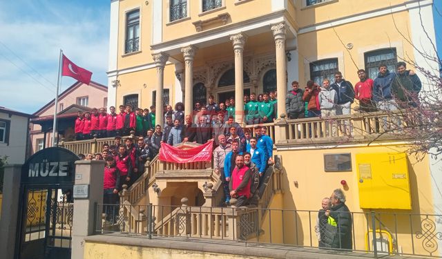 Çorumlu Sporculardan Bafra Arkeoloji Müzesi'ne Ziyaret