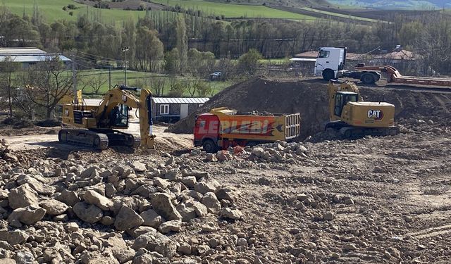 Mecitözü'nde Yeni TOKİ Konutları İçin Hafriyat Çalışması Başladı