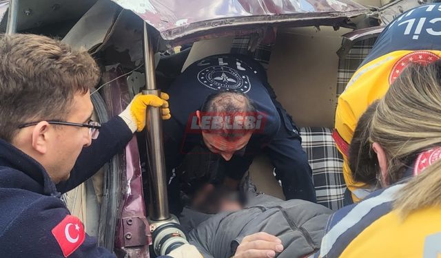 Hurdaya Dönen Otomobilde Can Pazarı!