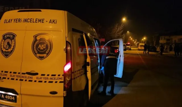 Otomobil İçinde Kanlı Gece: 20 Yaşındaki Genç Ağır Yaralı Bulundu