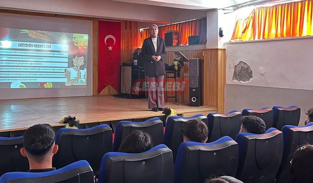 Öğrencilere Besleme Ve Duruş Bozukluğu Eğitimi