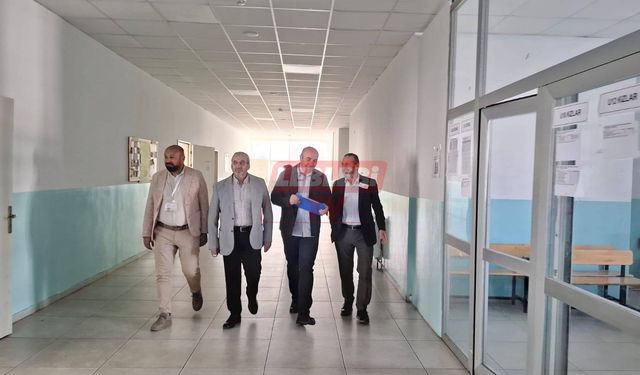 Çağlar ve Cüce Sınav Öncesi Öğrencilere Moral Verdi