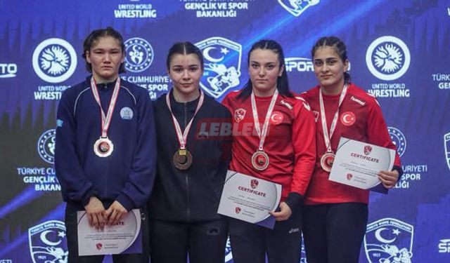 Özdenur Özmez Bronz Madalya Kazandı